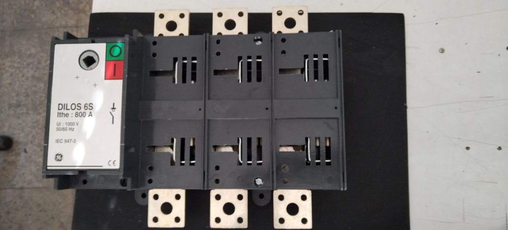 731570 GE DILOS 6S 800A 3P Load Break Switch Disconnector Panels And