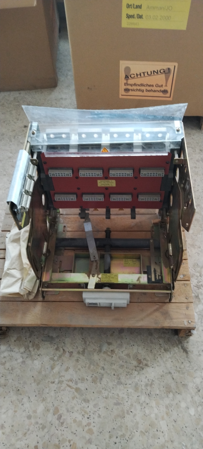 T30v/IV AEG 4-pole Carriage Iu=2300A Ipk=220kA for AEG ME07 Air Circuit ...