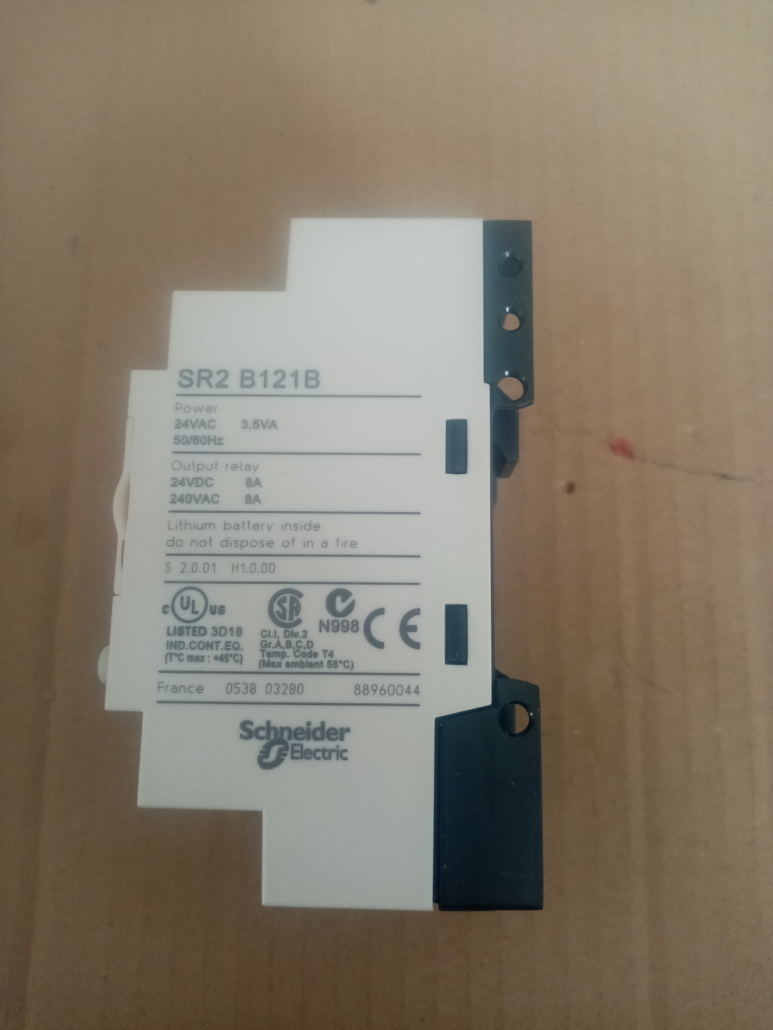 SR2B121B Schneider compact smart relay Zelio Logic – 12 I O – 24 V AC ...