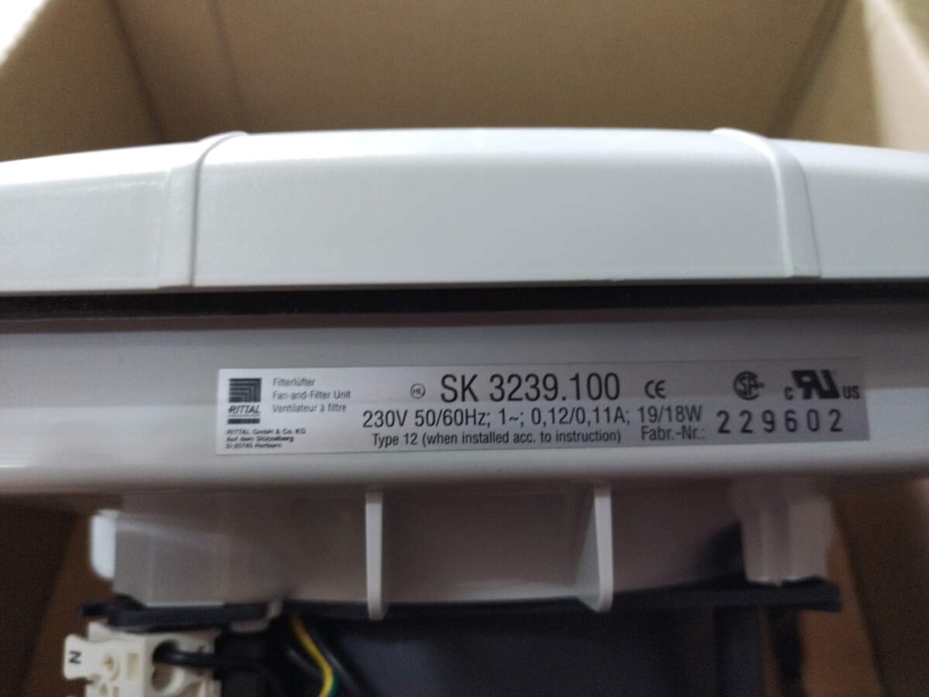 SK3239.100 RITTAL SK Fan-and-filter unit TopTherm, 100/115 m³/h, 230 V ...