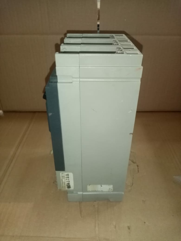 MERLIN GERIN NS400E 3 Pole 25kA @415 VAC - Image 3