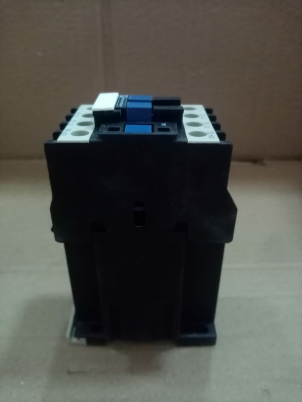 TELEMECANIQUE Contactor LP1D1210MW - Image 2